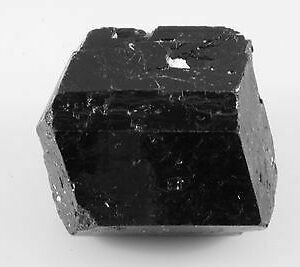 Turmalina negra en bruto de Brasil Turmalina negra en bruto 12.60oz
