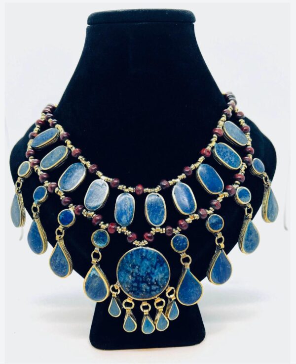 🌍 Collar Ceremonial de la Tribu Truqua – Poder Ancestral y Belleza Sagrada
